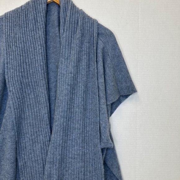 Soft By Naadam Cashmere Blue Short Sleeve Open Cardigan Poncho size M/L - Picture 3 of 10